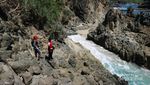 Eloknya Pantai Telawas, Pantai Berbatu Karang di Lombok