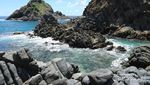 Eloknya Pantai Telawas, Pantai Berbatu Karang di Lombok