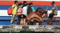 Para pelancong Karimunjawa