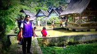 Pintu masuk Kampung Naga