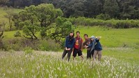Bersama teman-teman