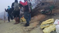 Bersiap turun