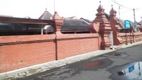 Masjid Panjunan, dikenal juga dengan Masjid Merah di Cirebon