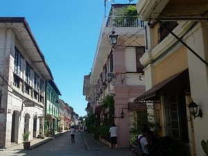 Filipina Serasa Eropa