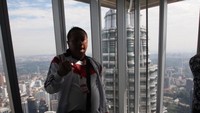 Narsis di Menara Kembar Petronas