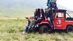 Foto-foto Seru Bareng Sahabat di Bukit Teletubbies