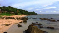 Pantai Santolo (Akbar Nurseptian/dtraveler)