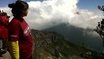 Gede-Pangrango, dari Edelweiss Sampai Kisah Prabu Siliwangi