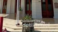 menara khas gedung balai pemuda