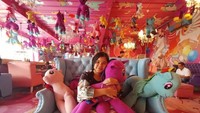 Pernak-pernik bertema Unicorn