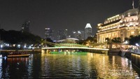 The Fullerton Hotel dan jembatan