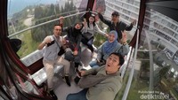 Naik Awana Skyway ke Mall Sky Avenue