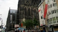 Kolner Dom, katedral bergaya gotik abad ke-18.