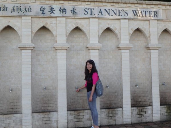 Air yang sejuk dari kran air St Annes Water