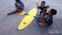Pesertanya anak-anak dan orang dewasa