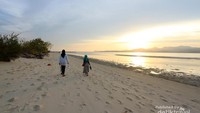 Sunset di sini pun sunggah sangat memanjakan mata