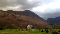 rumah penduduk lokal di Glencoe