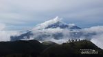 Golden Sunrise Juara ada di Gunung Prau, Dieng