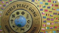 Melihat Gong Perdamaian Dunia dari dekat (Rosa Dahlia /ACI)