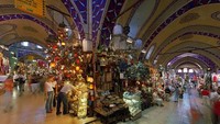 Suasana grand bazaar (sumber: propertyturkeyforsale.com)