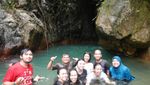 Green Canyon? Bukan, Ini Aliran Air Terjun di Bogor