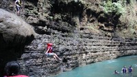 Batu 7meter, uji adrenalin melompat