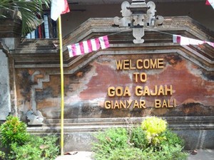 Gua dan Arca Peninggalan Abad ke-11 di Gianyar, Bali