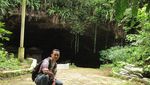 Gua di Sumut Ini Dilengkapi dengan Kolam Air Panas