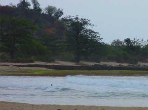 Gua Lalay dan 4 Pantai yang Wajib Dikunjungi di Sawarna