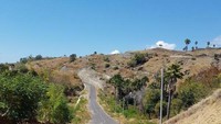 Pemandangan bukit selama perjalanan