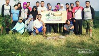 Rombongan dari Surabaya