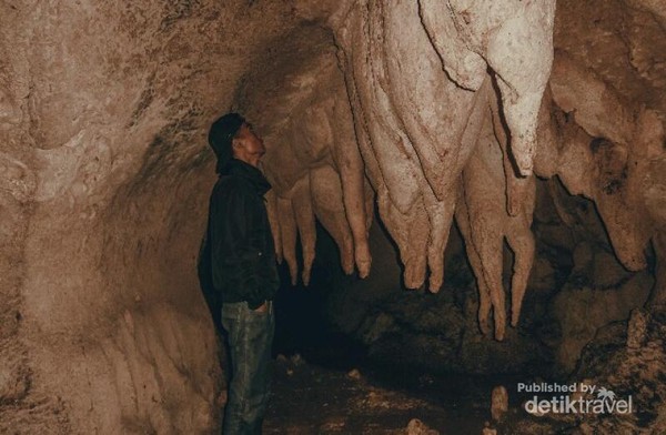 Gumbasalu, Gua Penuh Stalaktit Cantik di Donggala