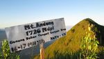 Gunung Andong, Spot Keren untuk Lihat Sunrise di Magelang