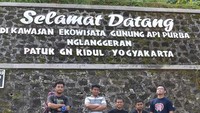 Di gerbang gunung api purba