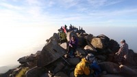 Puncak Ogal Agil  nama dari Puncak Gunung Arju