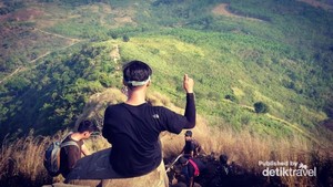 Gunung Batu Jonggol, Tempat Pelarian Sejenak dari Ibukota