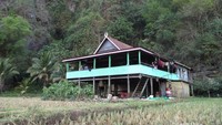 Salah satu rumah warga desa Berua