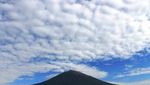 Gunung Kerinci, Menapaki Keindahan Tertinggi di Sumatera