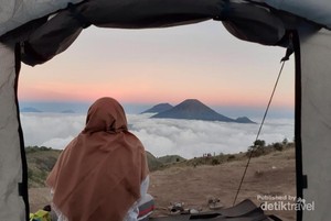 Gunung Prau dan Negeri di Atas Awan
