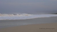 Suasana di Santolo Hanya ada Anda, Ombak, Laut dan Pantai