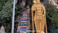 Patung Dewa Murugan yang memiliki tinggi sekitar 42,7 Meter