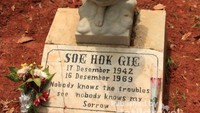 Prasasti Makam Soe Hok Gie