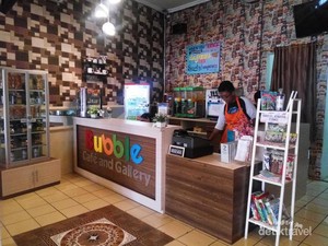 Hebat! Kafe Ini Dilayani oleh Orang-orang Berkebutuhan Khusus