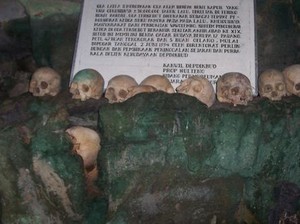 Hiii! Ada Gua Penuh Tengkorak di Sulawesi Tengah