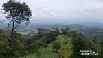 Hiking yang Beda di Gunung Batu Lawang, Banten