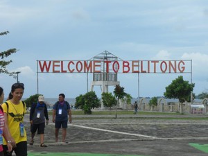Hopping Island Pulau Cantik Nan Unik di Belitung