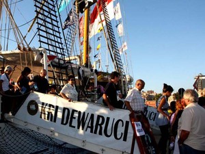 Hore! KRI Dewaruci Tiba di New Orleans, AS