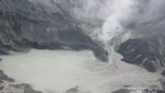 Hujan atau Panas, Liburan ke Tangkuban Perahu Tetap Seru!