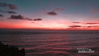 Sunset yang sulit di lupakan bersama teman-teman #dTravelerWithOPPOF5
