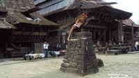 Tradisi Lompat Batu